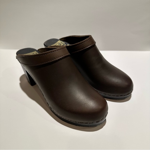 Sven Swedish Open Clog In Dark Brown - Picture 2 of 7